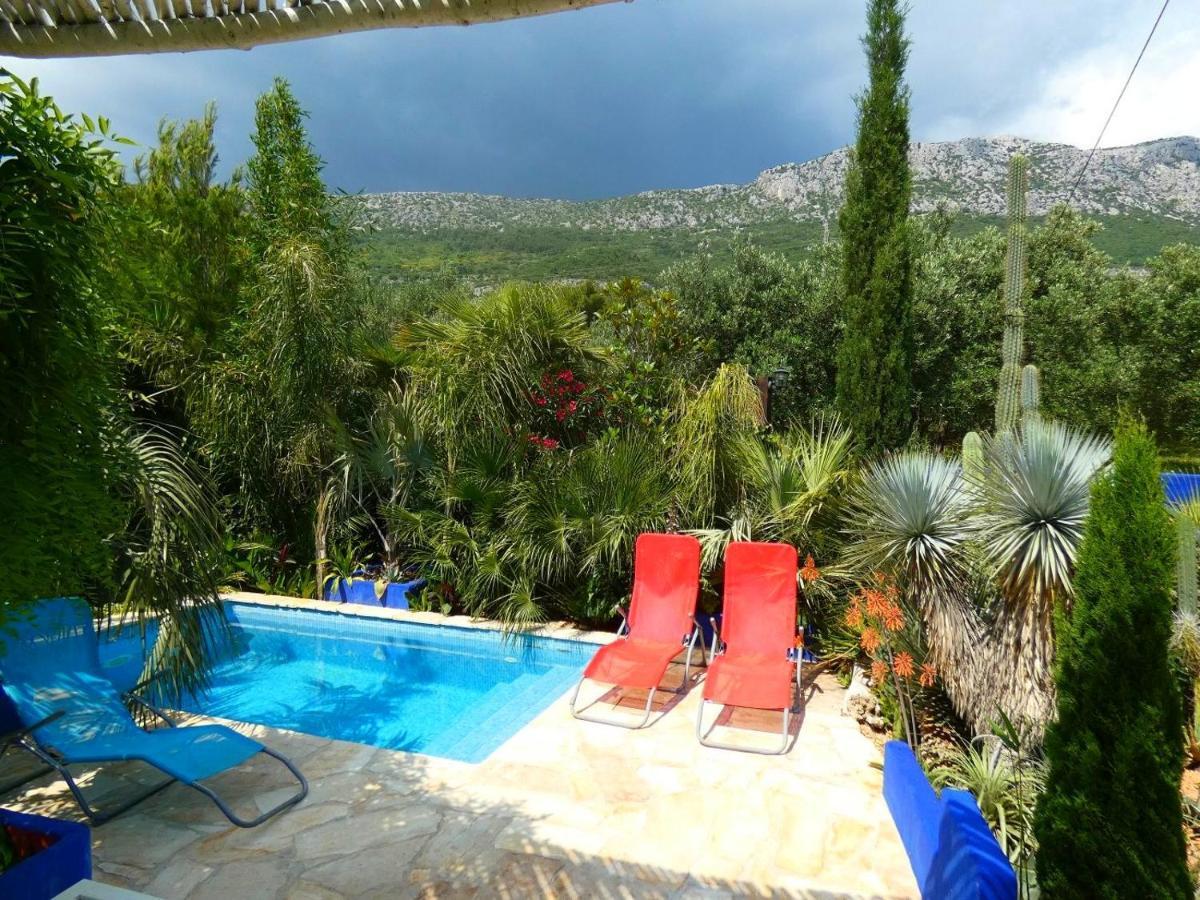 Villa Tropica, Total Privacy, Tropical Garden And Private Pool Kaštela Exterior foto