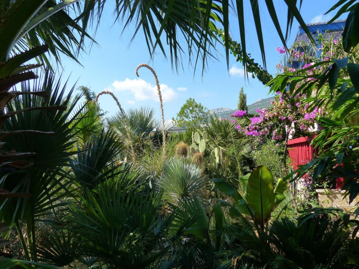 Villa Tropica, Total Privacy, Tropical Garden And Private Pool Kaštela Exterior foto